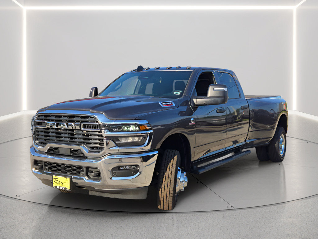 New 2026 RAM 3500 Tradesman AWD/4WD image 30