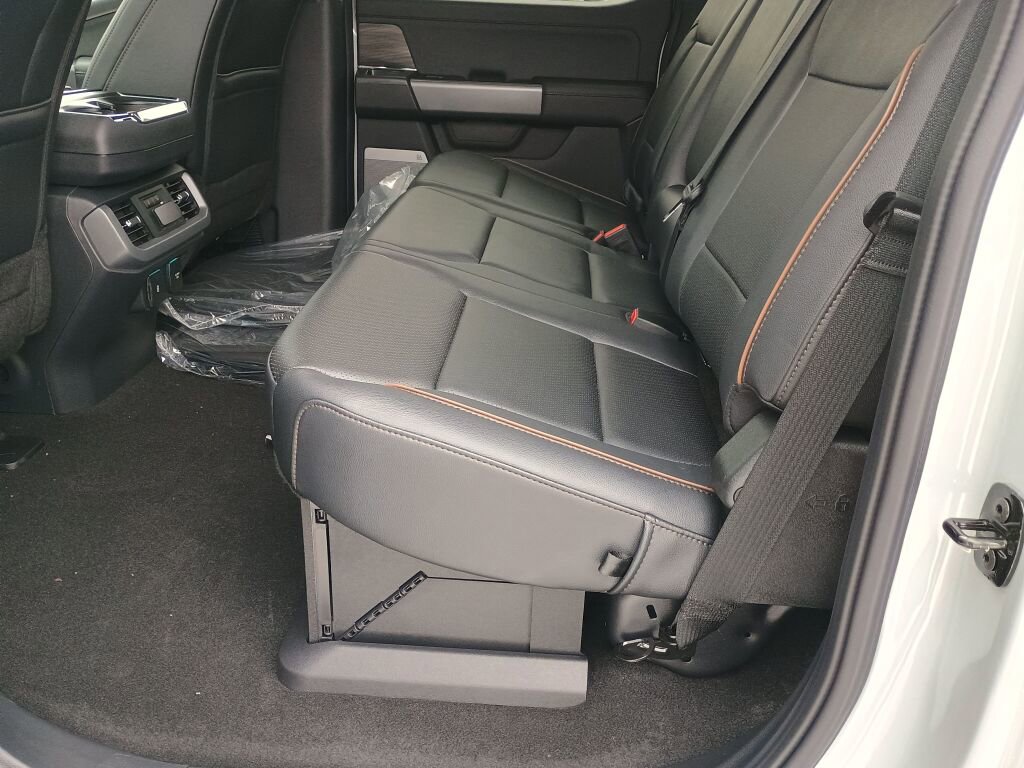 New 2025 Ford F150 Lariat w/ Equipment Group 502A High image 16