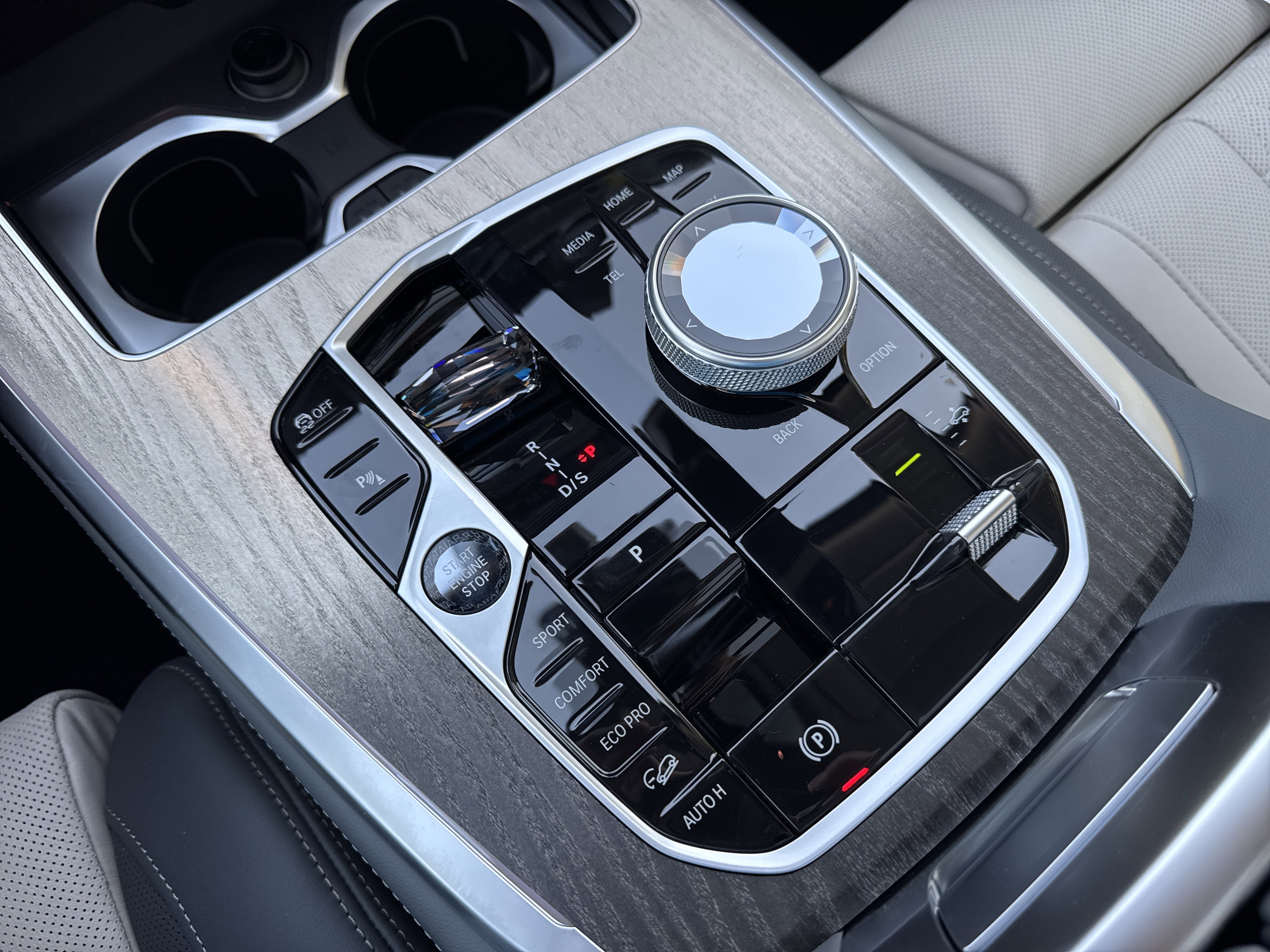 New 2026 BMW X7 xDrive40i w/ Executive Package image 19