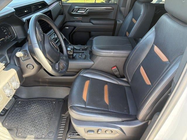 Used 2024 GMC Sierra 1500 AT4 w/ Technology Package AWD/4WD image 11