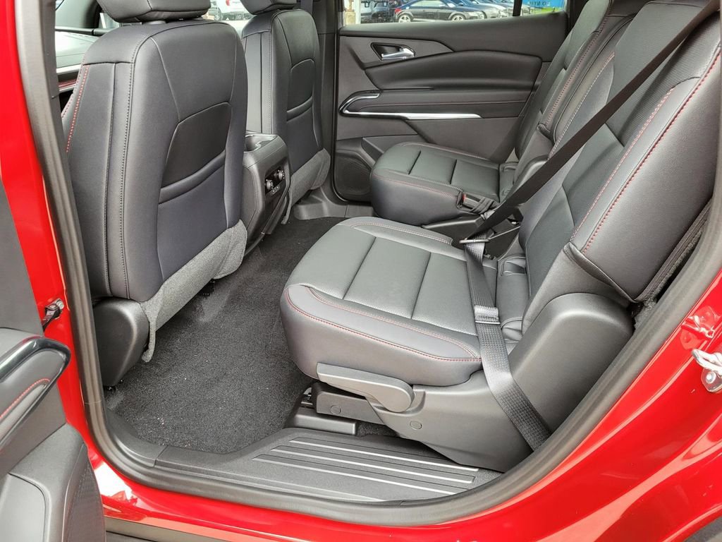 New 2026 Chevrolet Traverse Z71 image 7