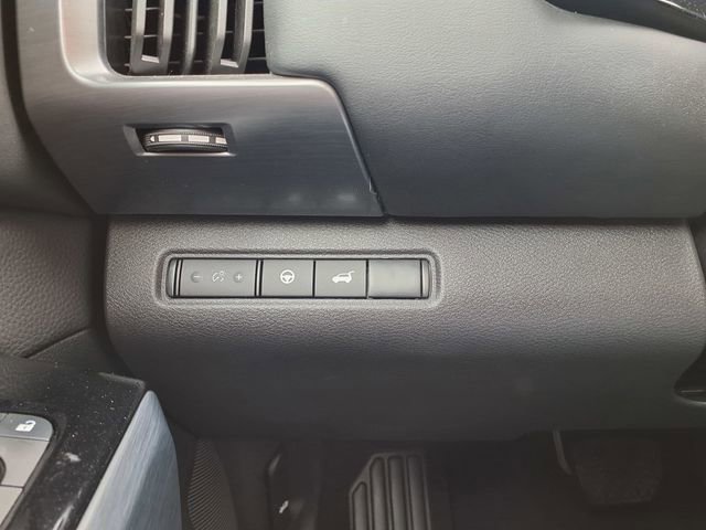 Used 2025 Nissan Pathfinder SL image 30