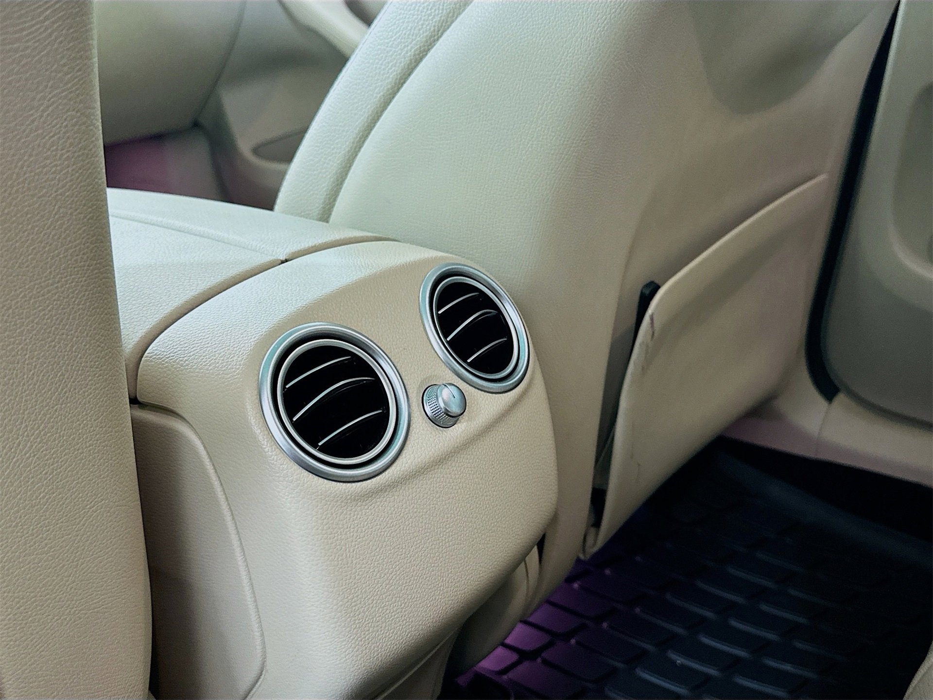 Certified 2021 Mercedes-Benz GLC 300 4MATIC image 27