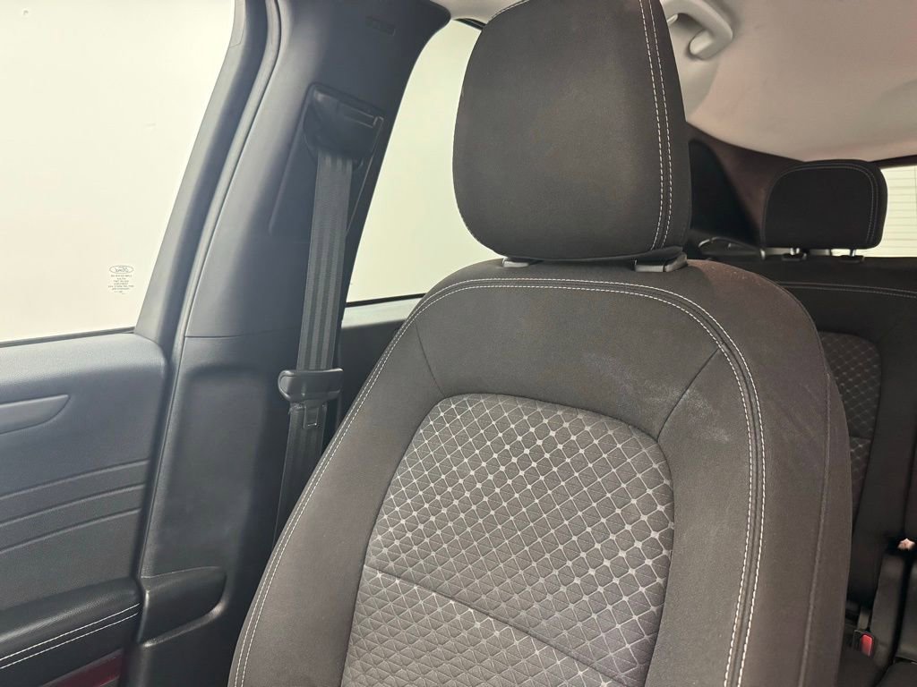 Used 2023 Ford Escape Active image 40