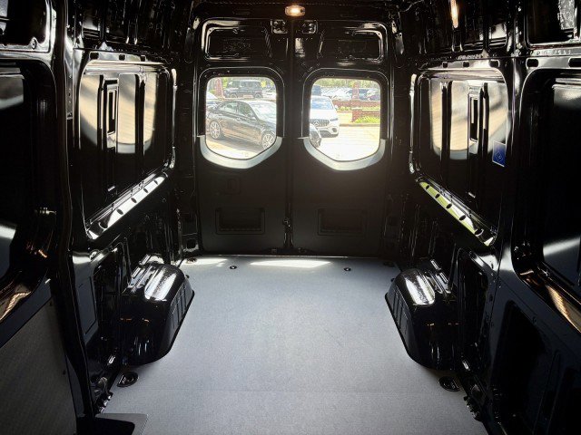 New 2025 Mercedes-Benz Sprinter 2500 image 22