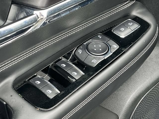 Used 2025 Lincoln Corsair FWD image 17