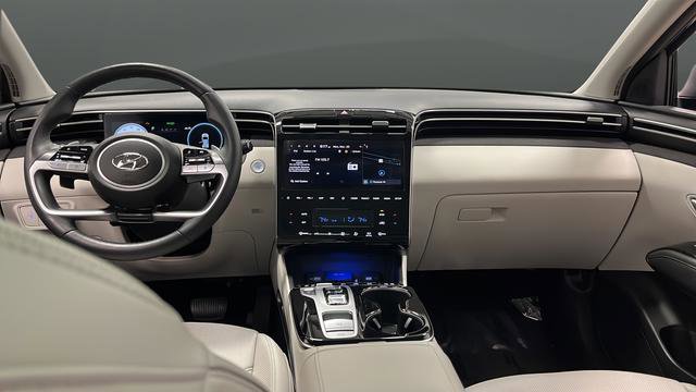 Used 2024 Hyundai Tucson Limited image 28