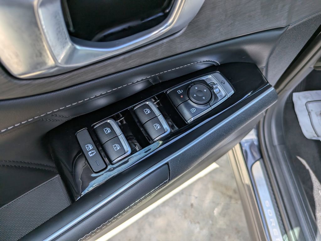 Certified 2026 Kia Sorento SX AWD/4WD image 21