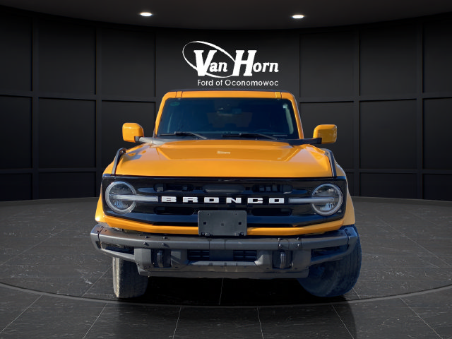 Used 2021 Ford Bronco Outer Banks AWD/4WD image 2