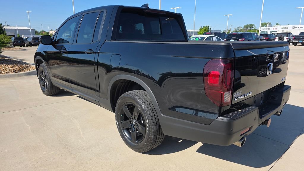 Used 2023 Honda Ridgeline Black Edition image 3