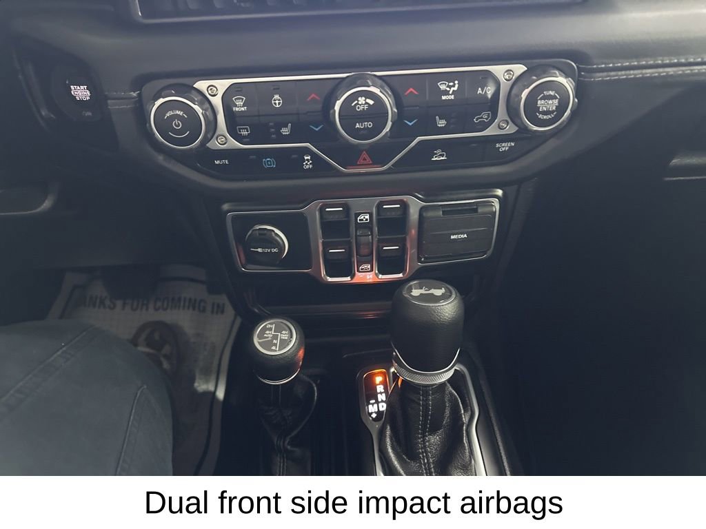 Used 2025 Jeep Wrangler Unlimited Sahara image 40