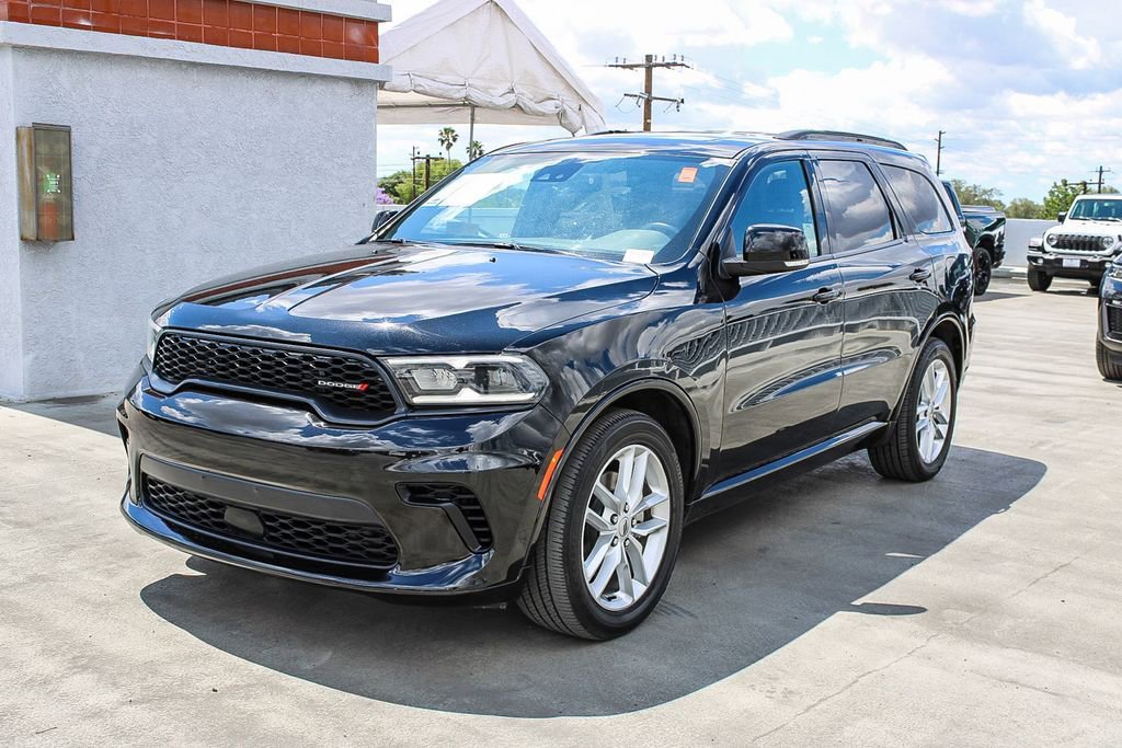 Used 2024 Dodge Durango GT RWD image 4