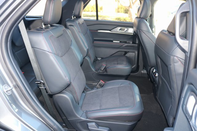 New 2025 Ford Explorer ST image 19