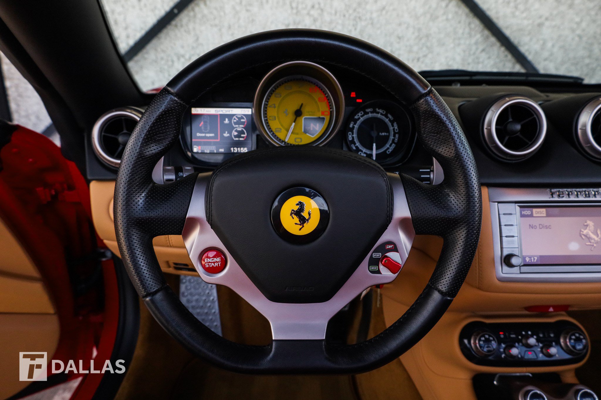 Used 2010 Ferrari California RWD image 27