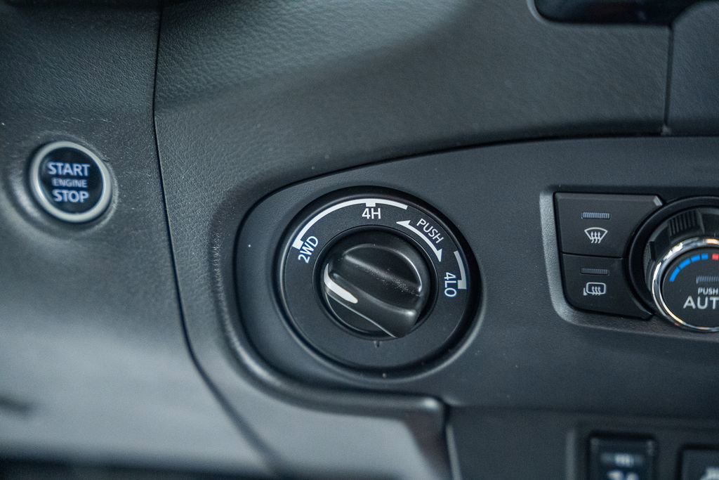 Used 2024 Nissan Frontier PRO-4X w/ Pro Convenience Package image 28