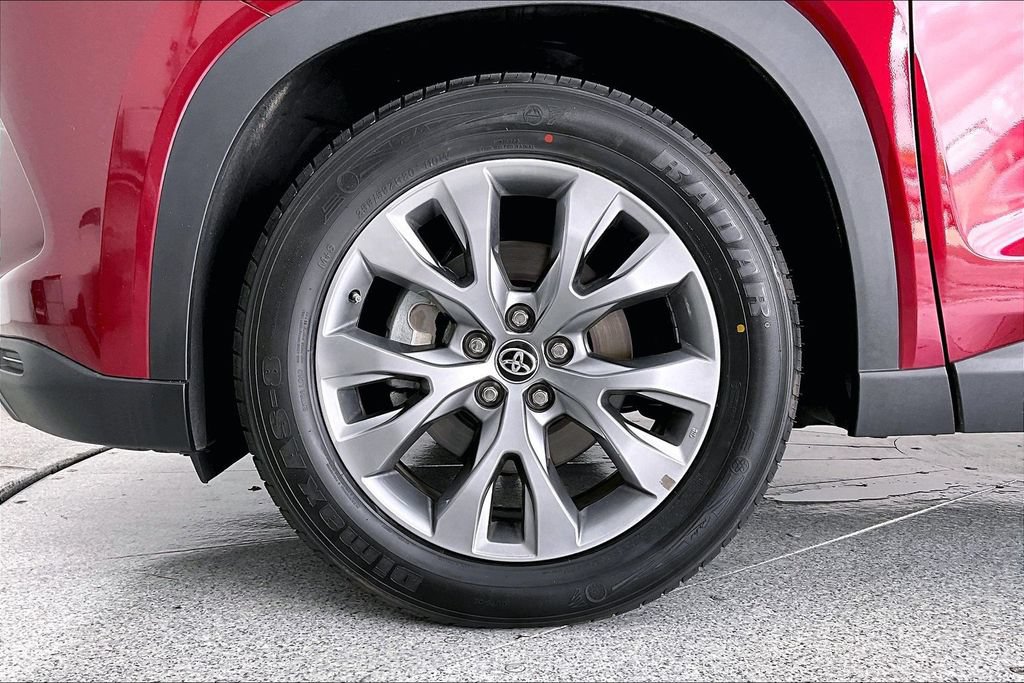 Used 2025 Toyota Grand Highlander FWD image 11