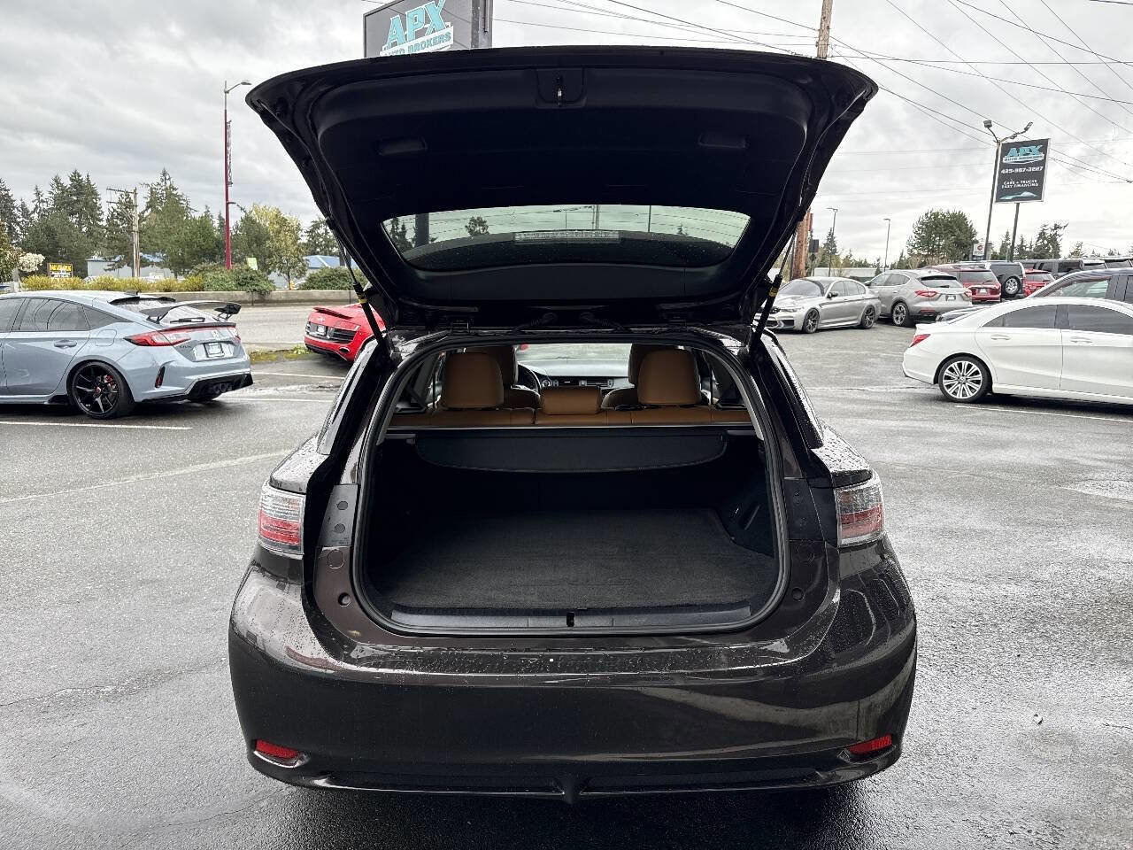 Used 2013 Lexus CT 200h w/ Seat Comfort Pkg image 6