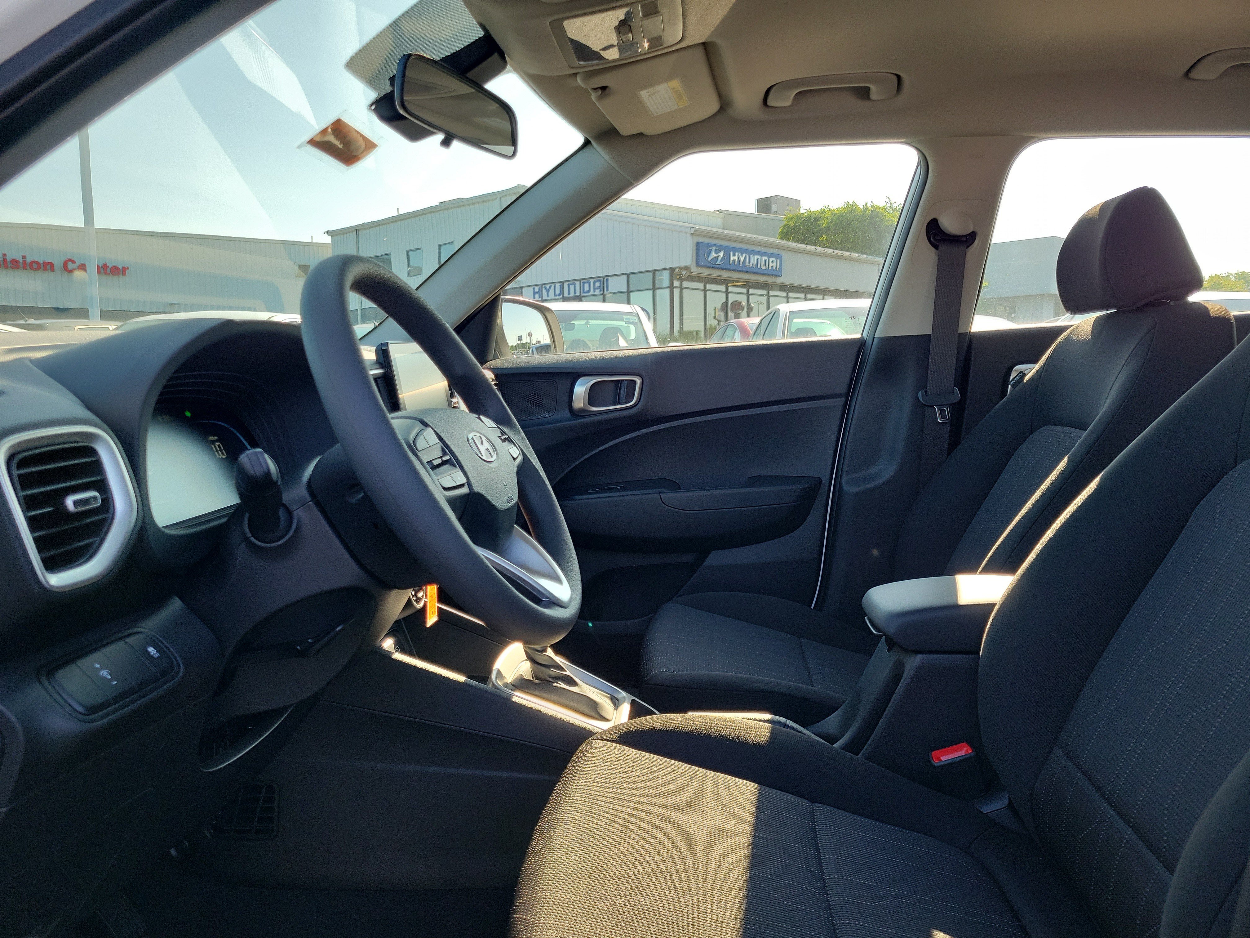 New 2026 Hyundai Venue SE FWD image 14