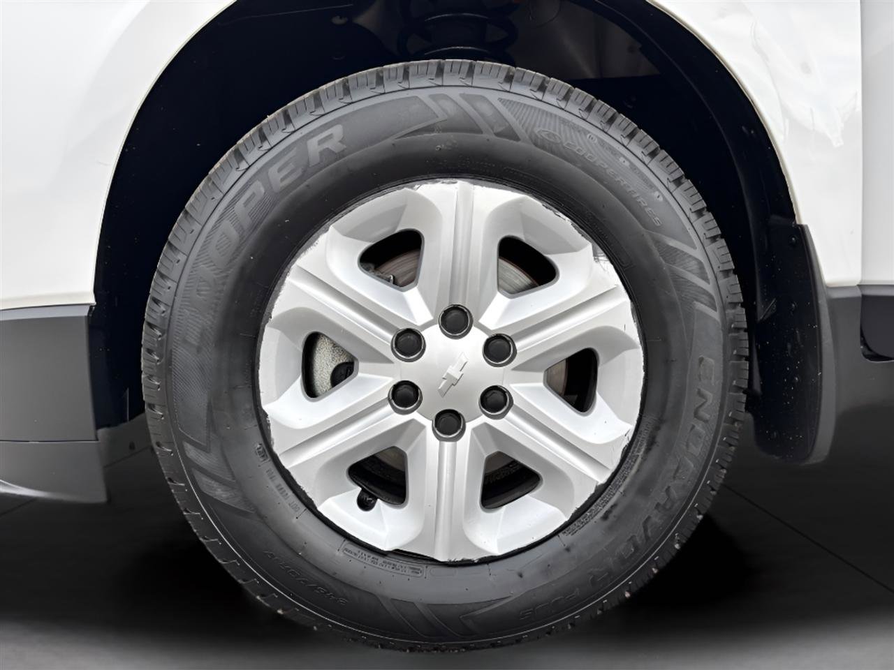 Used 2017 Chevrolet Traverse LS image 27