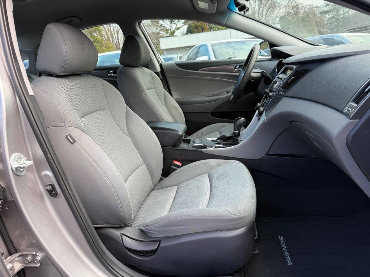 Used 2013 Hyundai Sonata Hybrid image 13