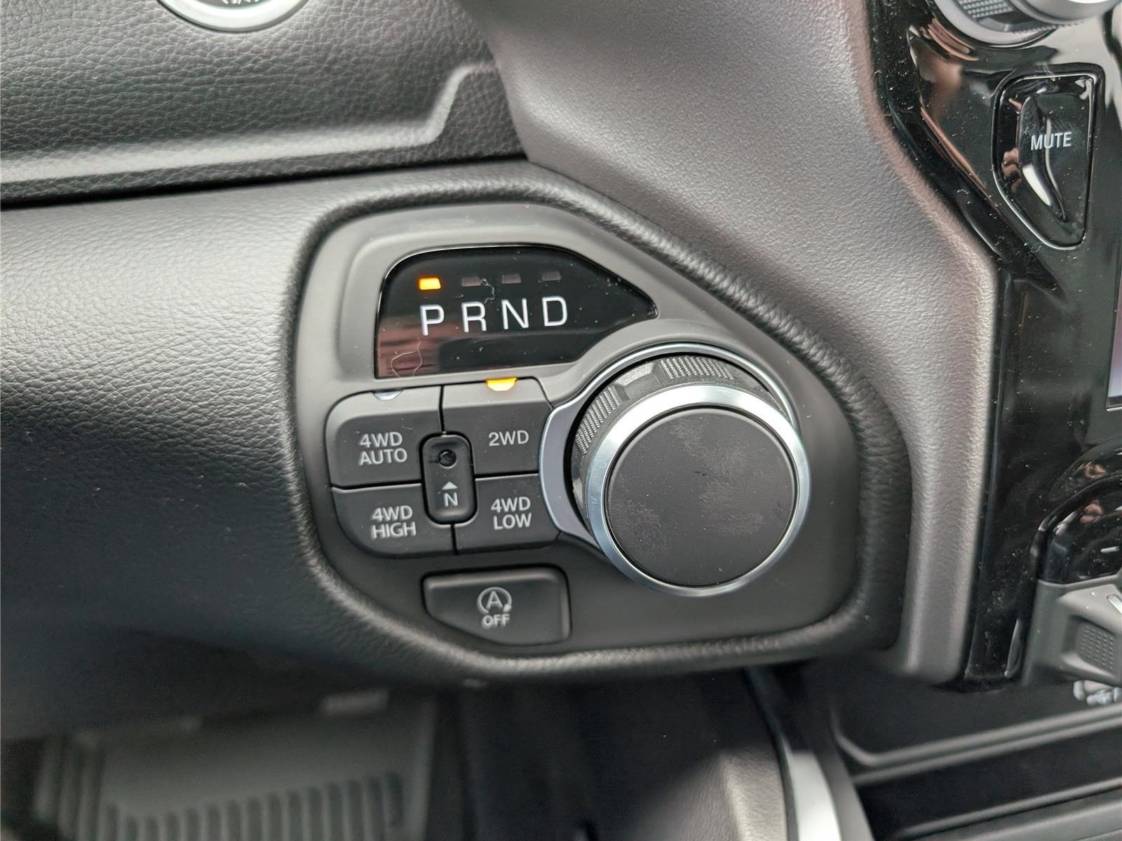 New 2026 RAM 1500 Big Horn AWD/4WD image 20