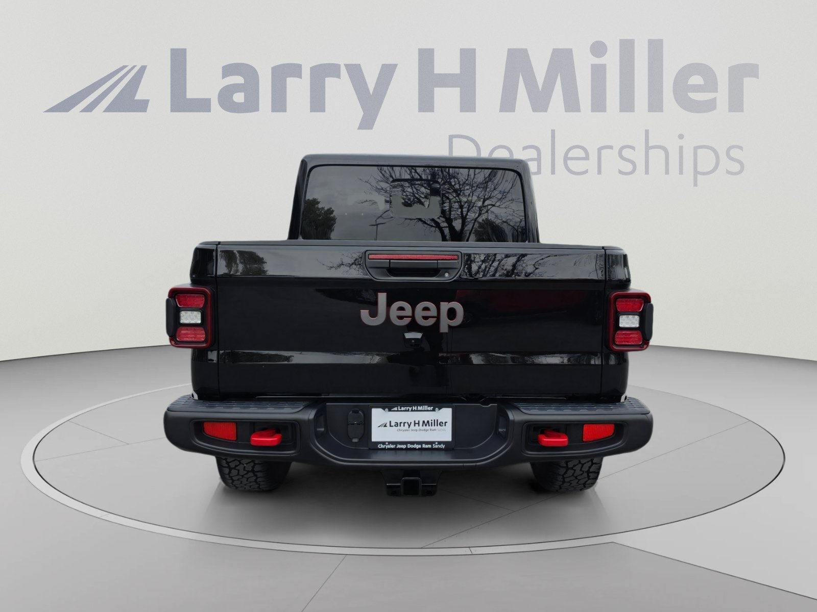 New 2026 Jeep Gladiator Rubicon w/ Steel Bumper Group AWD/4WD image 4