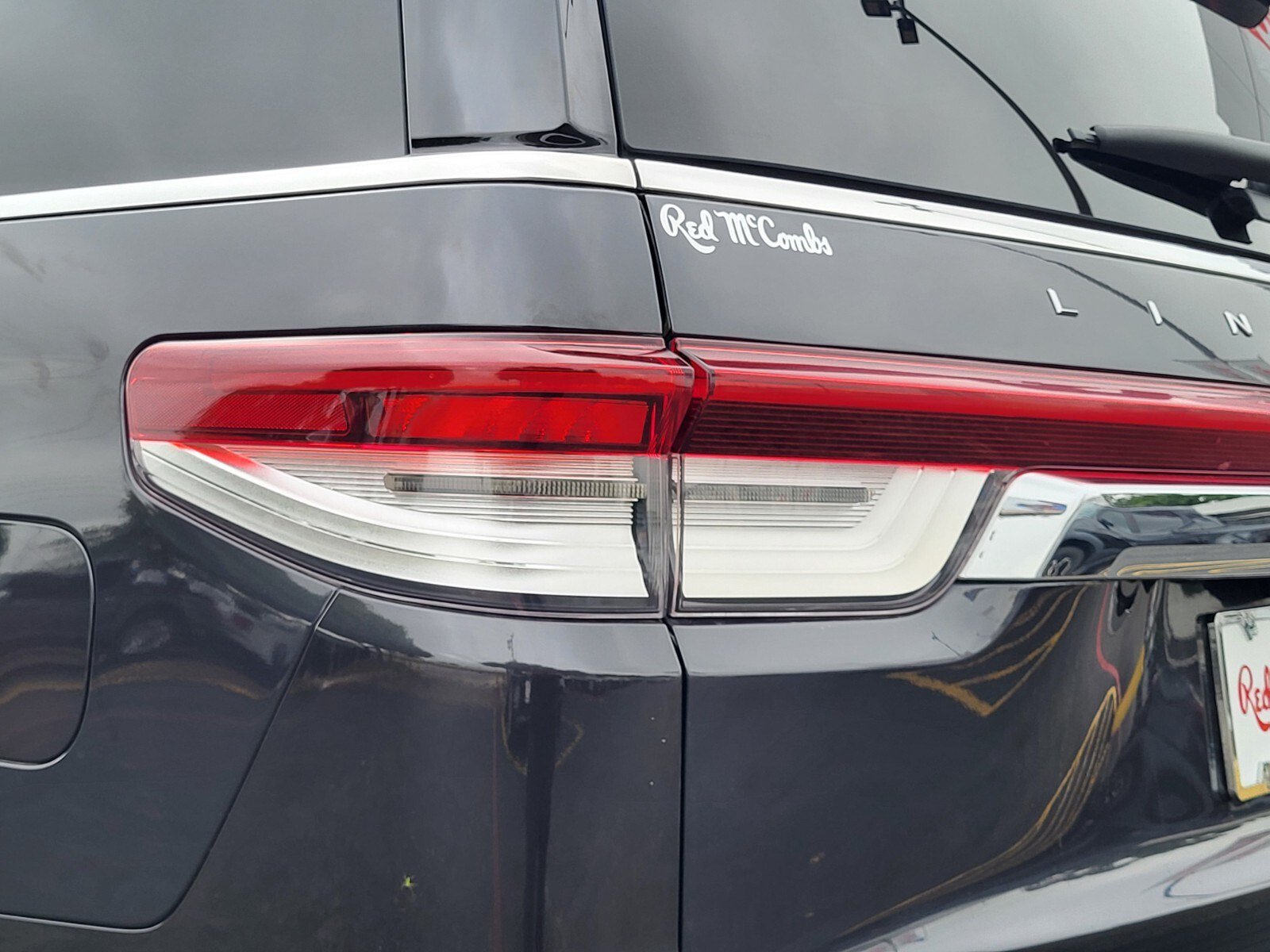 Used 2024 Lincoln Navigator Reserve AWD/4WD image 11