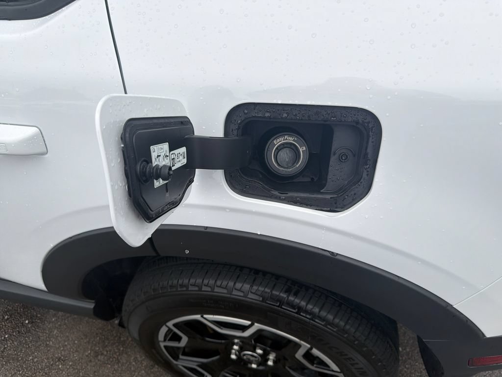 Used 2025 Ford Bronco Sport Outer Banks w/ Outer Banks Tech Package+ AWD/4WD image 38