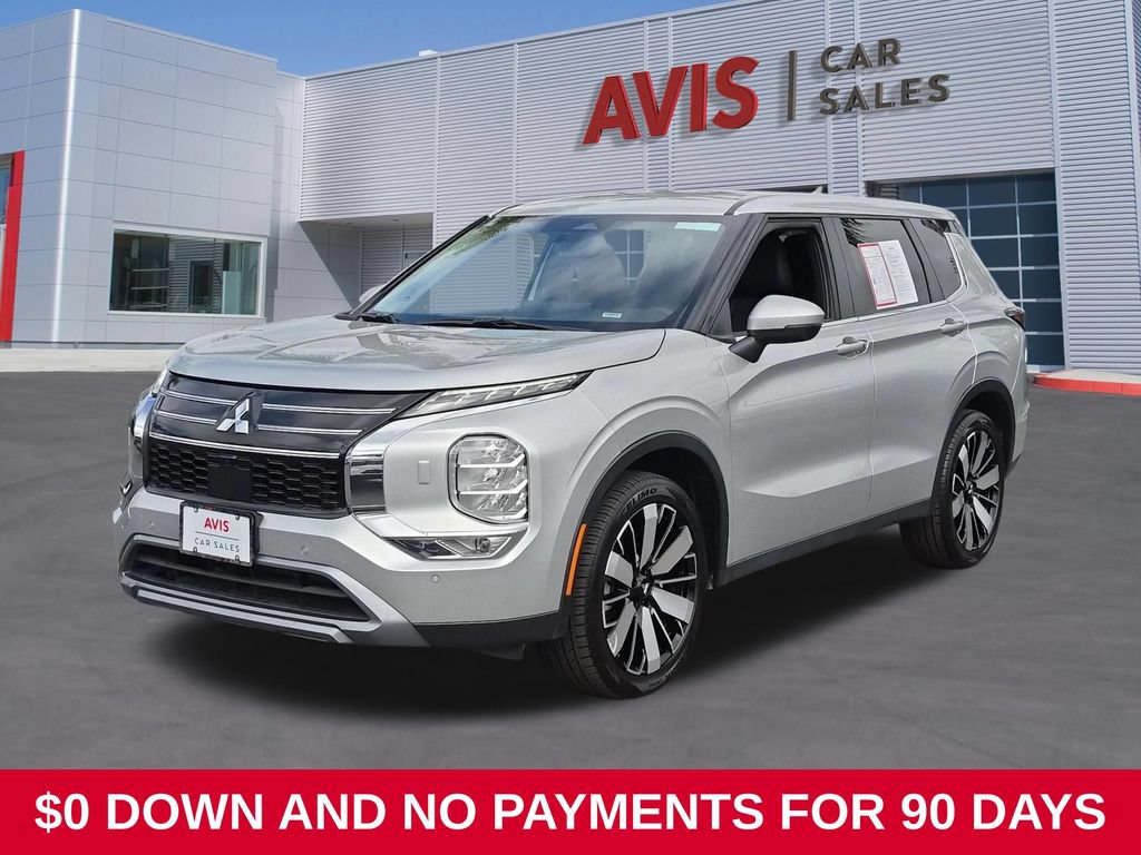 Used 2025 Mitsubishi Outlander SE