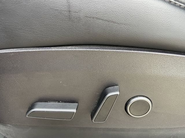 Used 2022 Tesla Model Y Long Range image 20