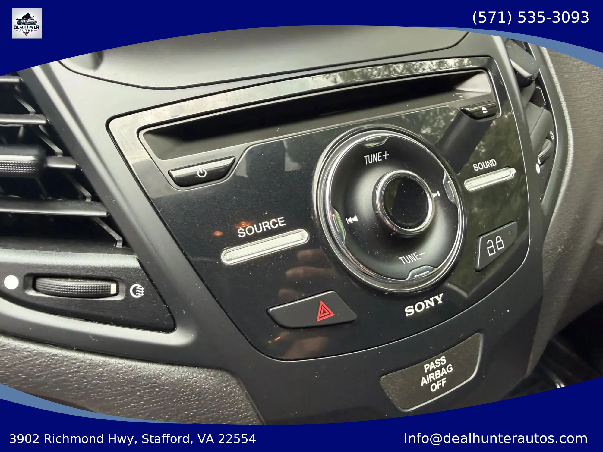 Used 2015 Ford Fiesta ST FWD image 20
