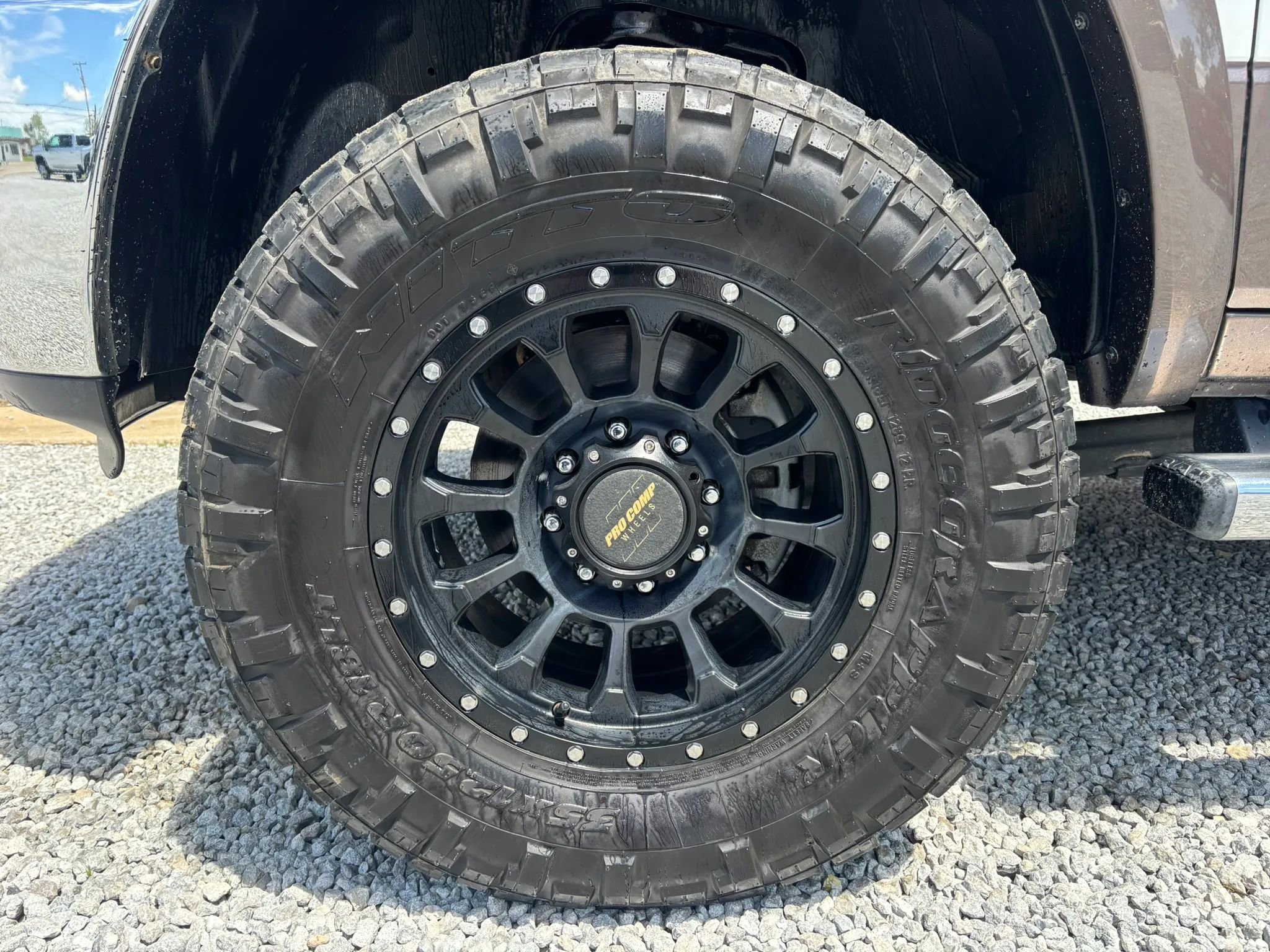 Used 2018 RAM 2500 Laramie AWD/4WD image 12