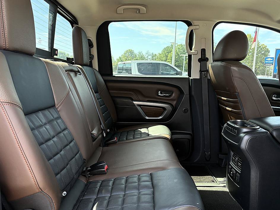 Used 2017 Nissan Titan Platinum Reserve AWD/4WD image 12