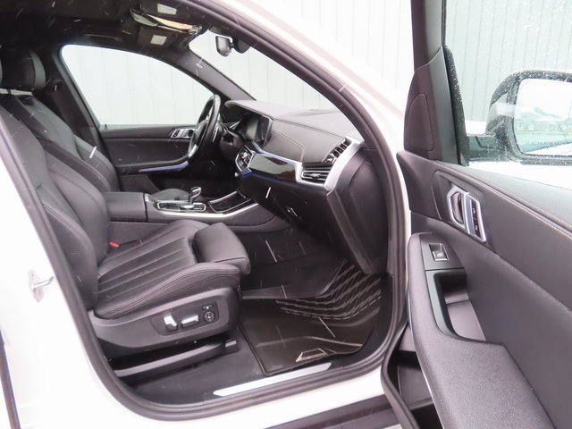 Used 2020 BMW X5 xDrive40i w/ Premium Package image 23