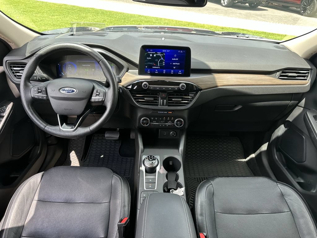 Used 2020 Ford Escape Titanium AWD/4WD image 14