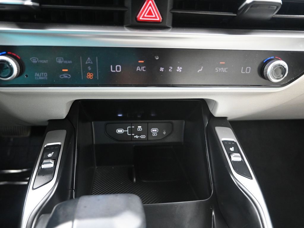 New 2025 Kia Sorento EX image 21