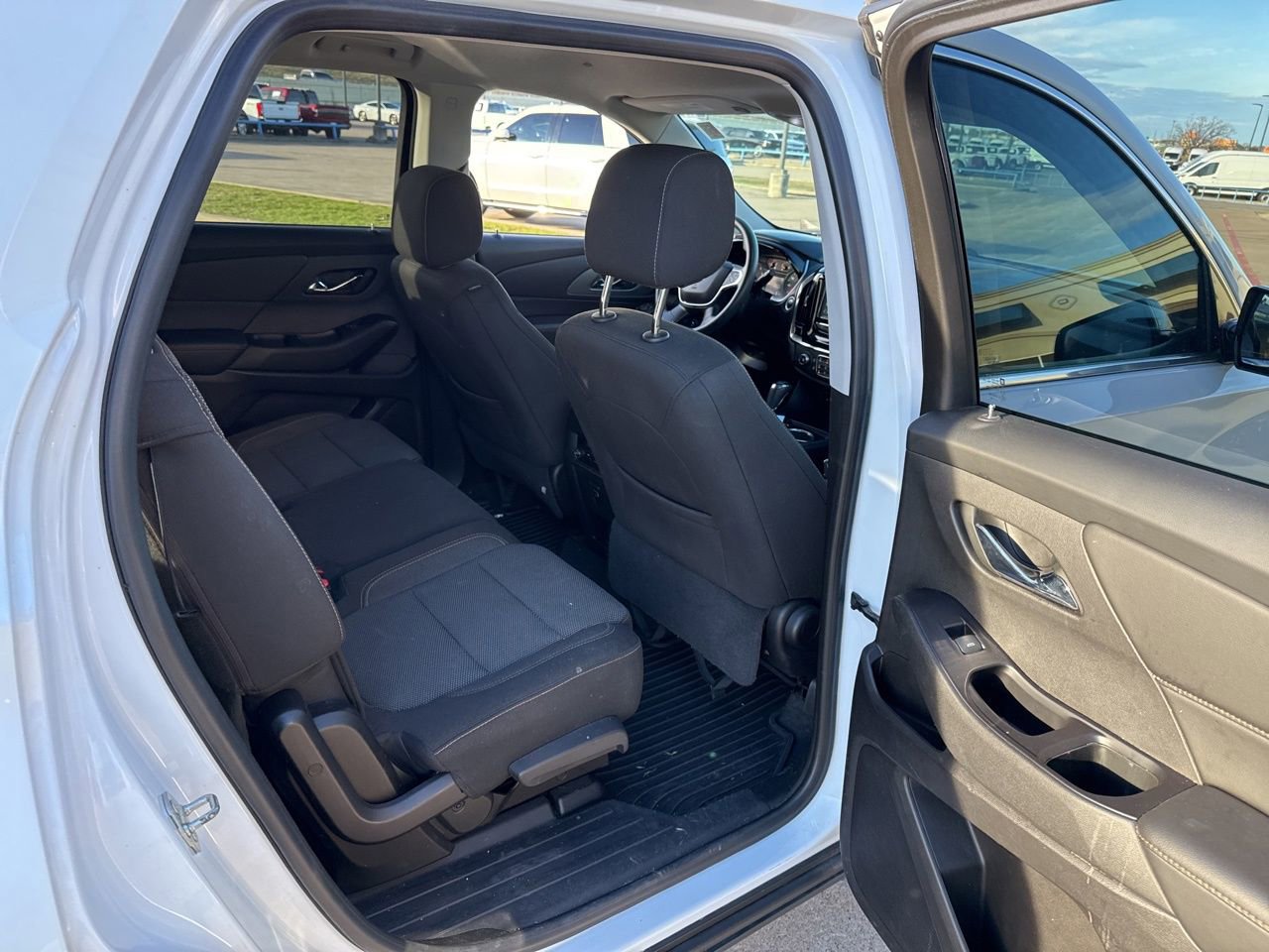 Used 2018 Chevrolet Traverse LS image 12