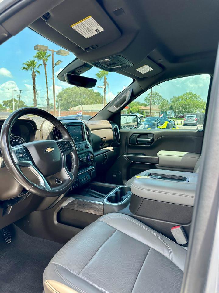 Used 2019 Chevrolet Silverado 1500 LTZ w/ LTZ Texas Edition AWD/4WD image 3