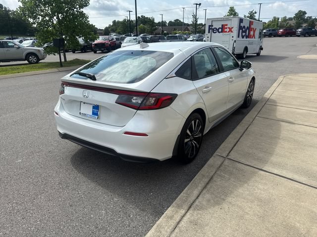 Used 2024 Honda Civic EX-L image 4