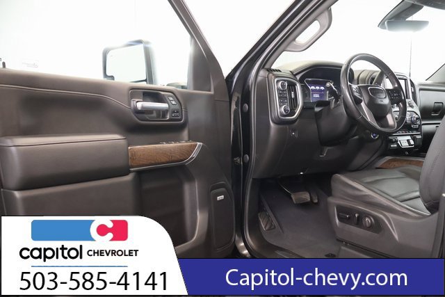 Used 2020 GMC Sierra 3500 Denali w/ Denali Ultimate Package AWD/4WD image 30