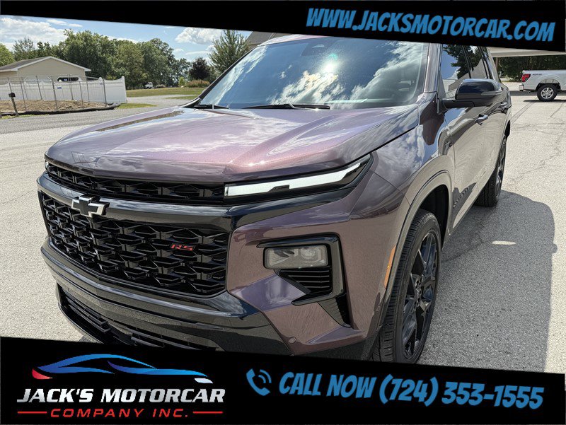 Used 2024 Chevrolet Traverse RS w/ LPO, Floor Liner Package image 4