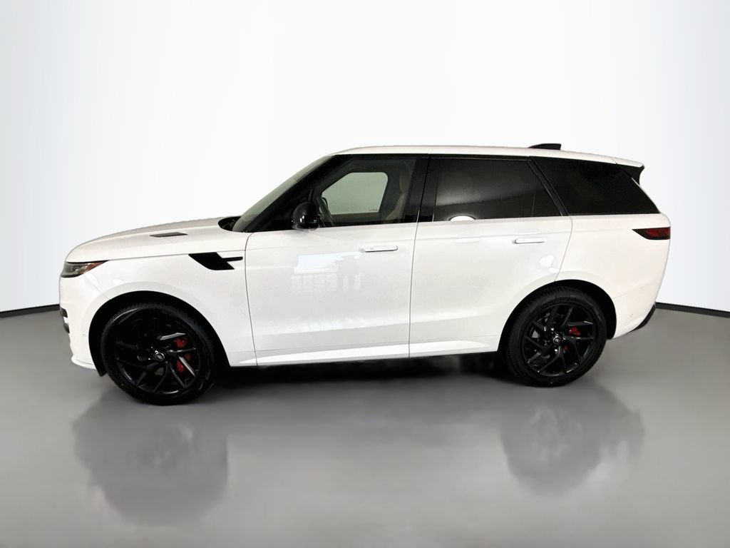 Used 2024 Land Rover Range Rover Sport Dynamic SE AWD/4WD image 2