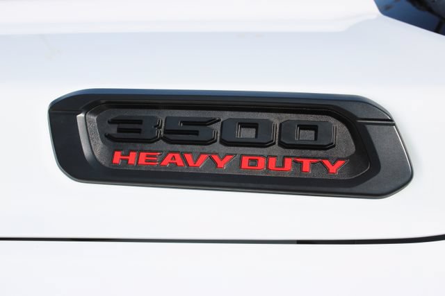Used 2024 RAM 3500 Big Horn w/ Night Edition AWD/4WD image 17
