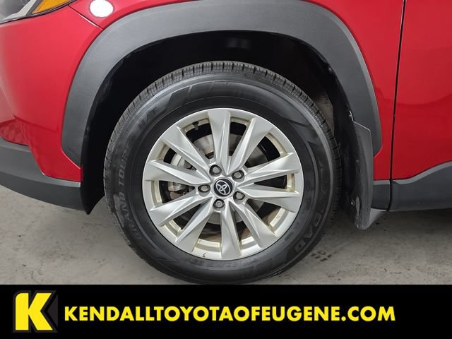Used 2024 Toyota Corolla Cross LE AWD/4WD image 9