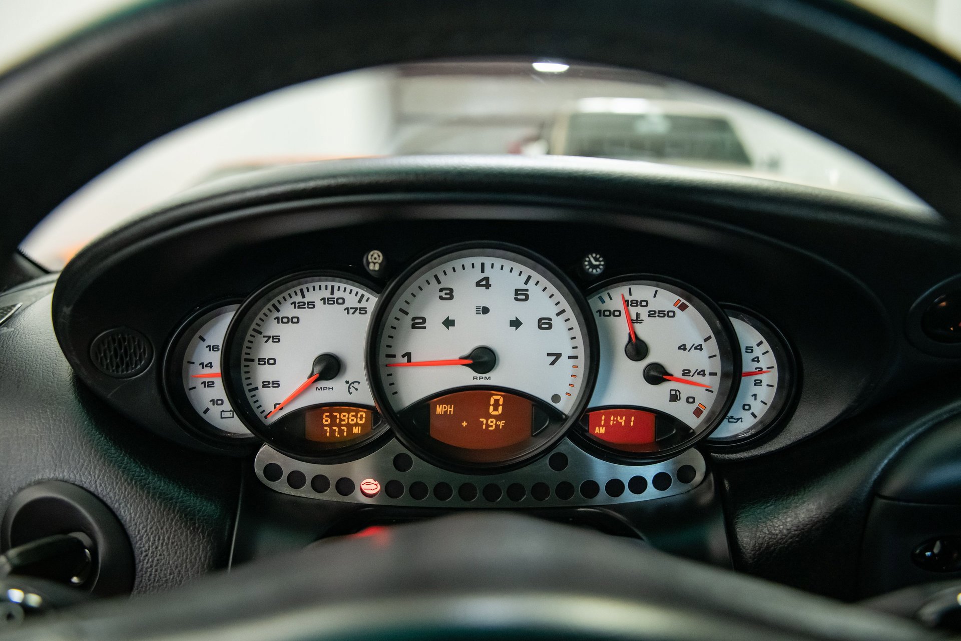 Used 2000 Porsche 911 Carrera image 36