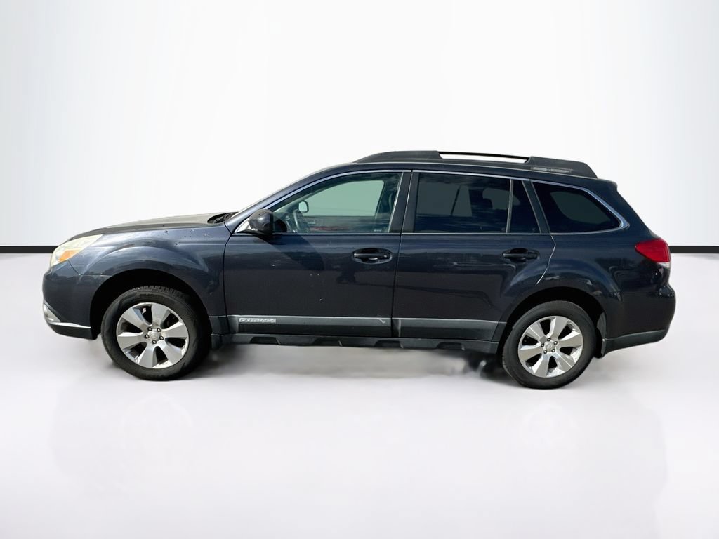 Used 2010 Subaru Outback 3.6R Limited w/ Popular Equipment Group 2A AWD/4WD image 8
