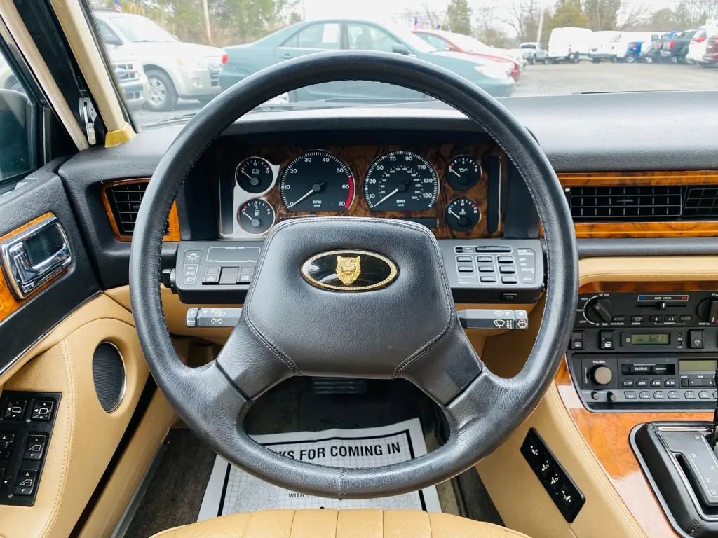 Used 1990 Jaguar XJ6 Sovereign image 12
