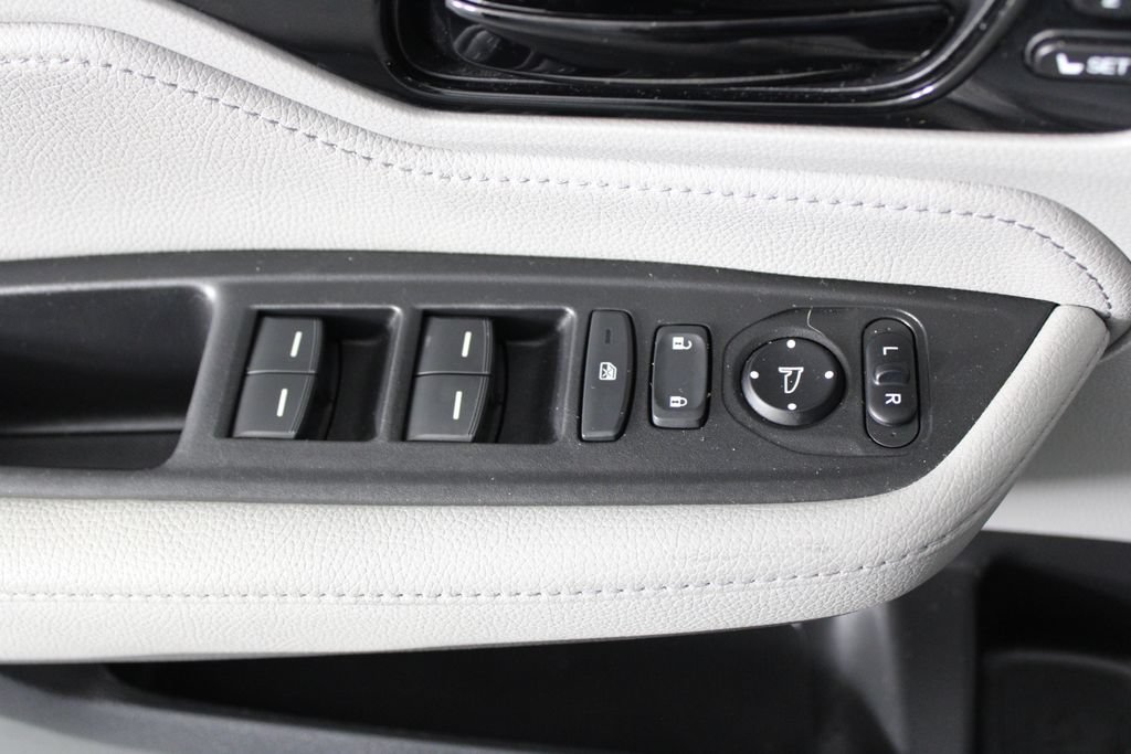 Used 2022 Honda Odyssey Touring image 25