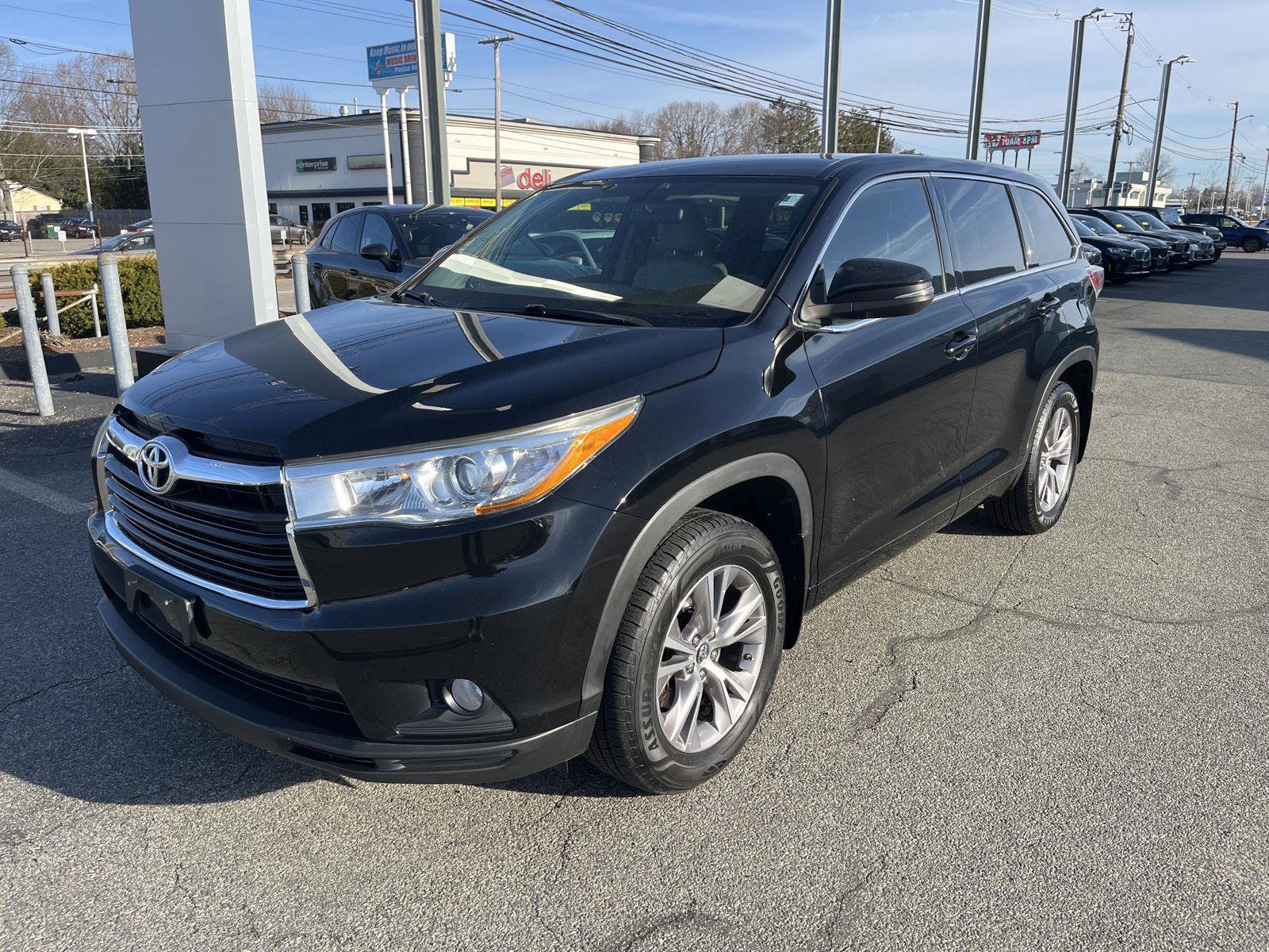 Used 2016 Toyota Highlander Plus image 7