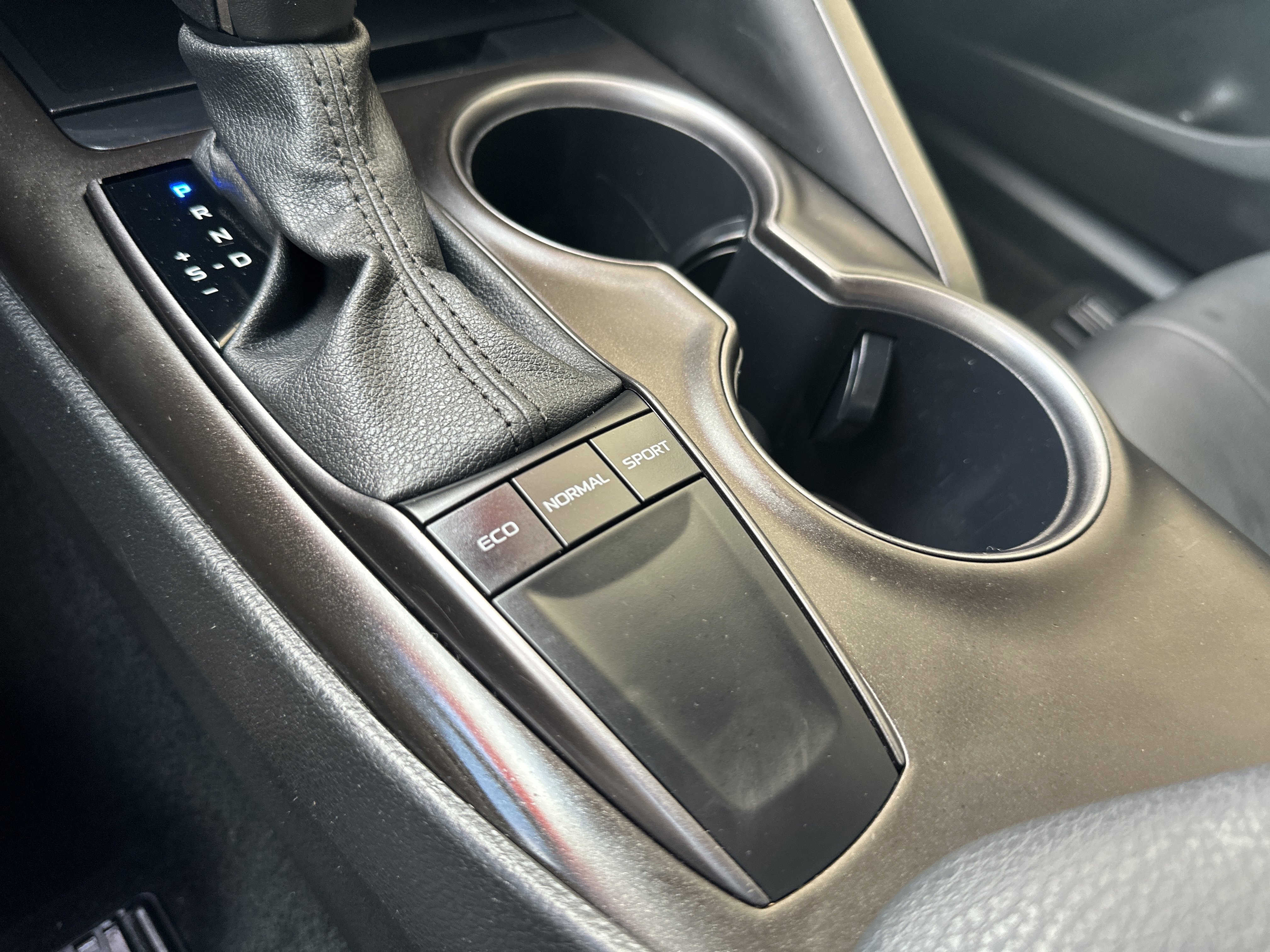 Certified 2024 Toyota Camry SE FWD image 31